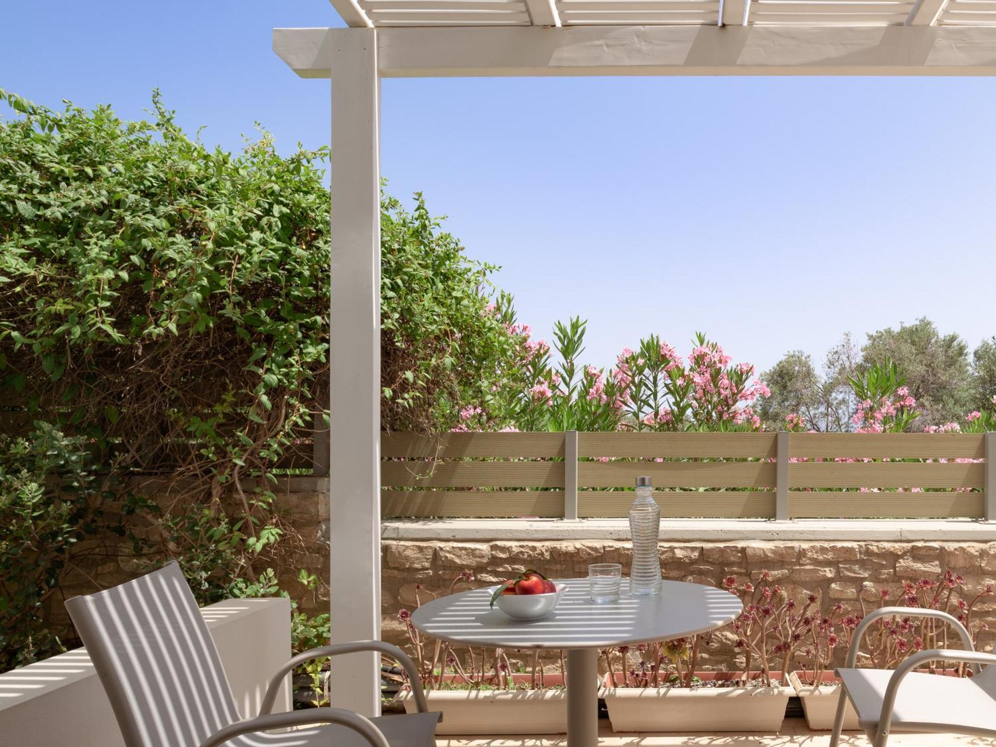 Eco Villa, A Perfect Escape Close To The Beach, By Thinkvilla Maroulás المظهر الخارجي الصورة